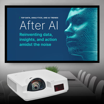 4000 Lumen 3LCD Short Throw Projector With XGA Resolution And 0.50m Projection Distance